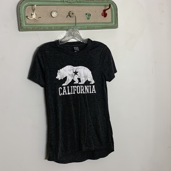 Bundle 4 short sleeve crewneck graphic t-shirts xs women’s casual lot - Picture 4 of 11